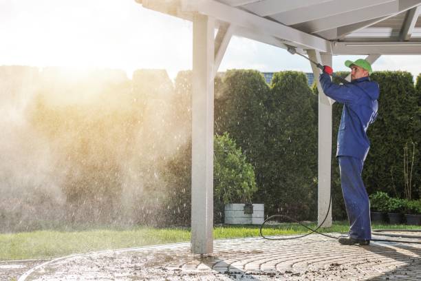 Best Gutter Cleaning and Brightening in Inglenook, CT